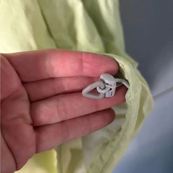 Columbia | packable | lightweight | softshell | mesh lined | hooded | large - Picture 9 of 13